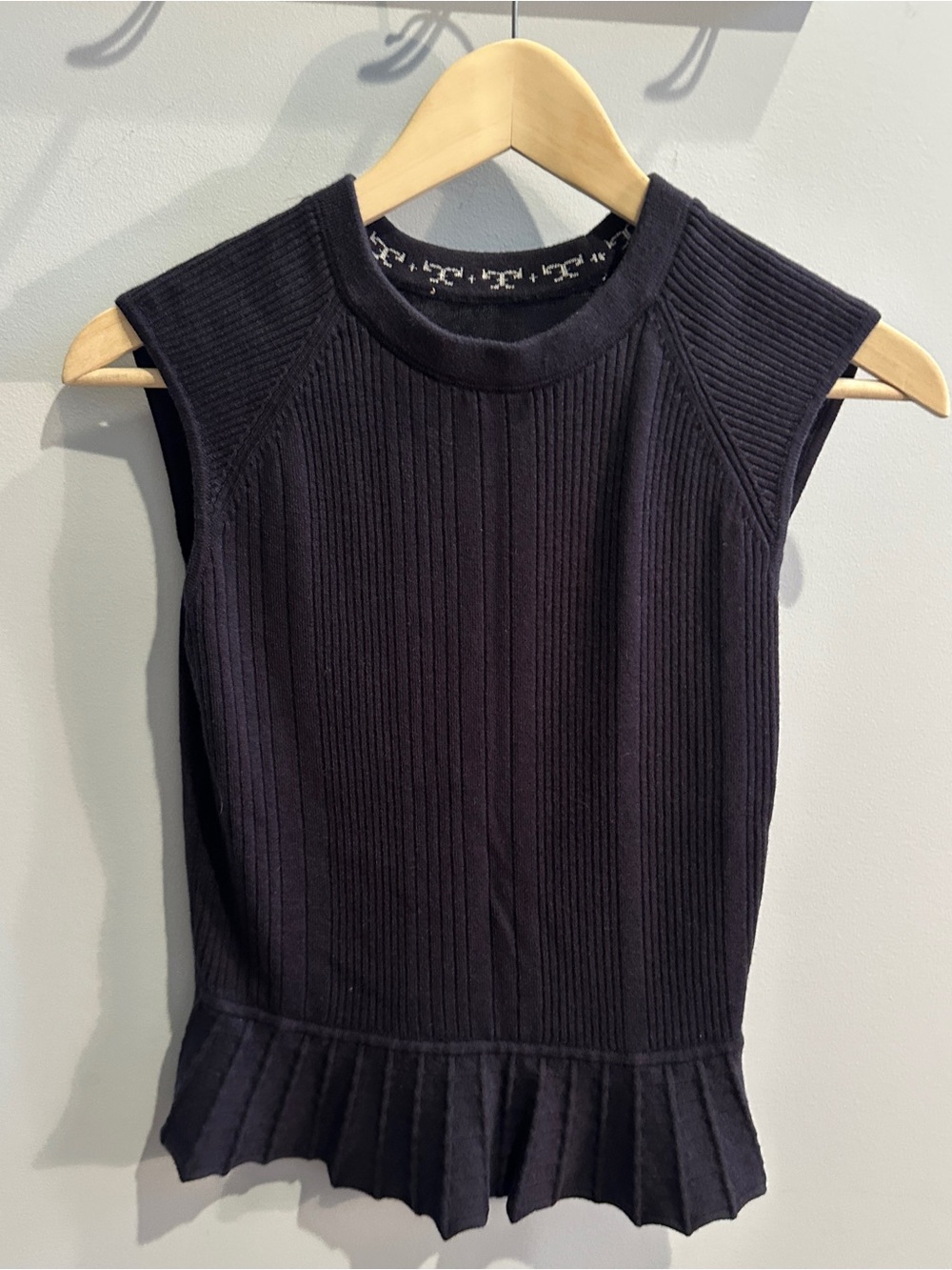 Ribbed Knit Peplum Hem Women's Skirt in Navy